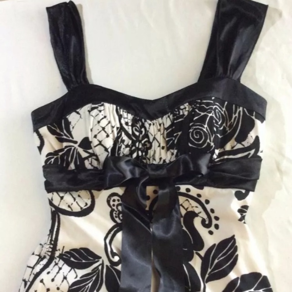 (A136) b&w party dress MY MICHELLE XS
